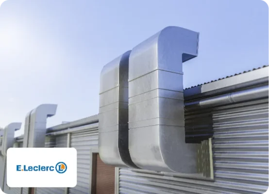 Gaines de ventilation en façade d'une usine agroalimentaire E.Leclerc
