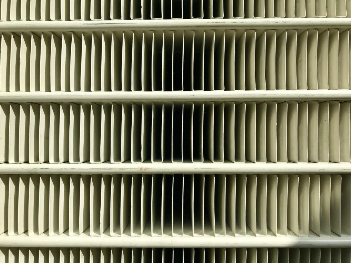 surface d’échange d’un dry cooler utilisée pour le refroidissement industriel